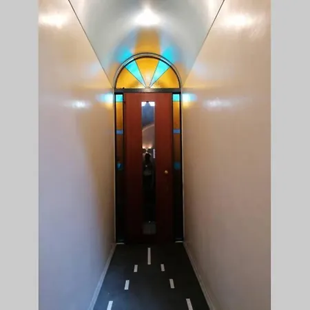 01 Attic Mansarda Secondo Piano No Ascensore No *