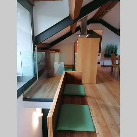 Apartamento 01 Attic Mansarda Secondo Piano No Ascensore No