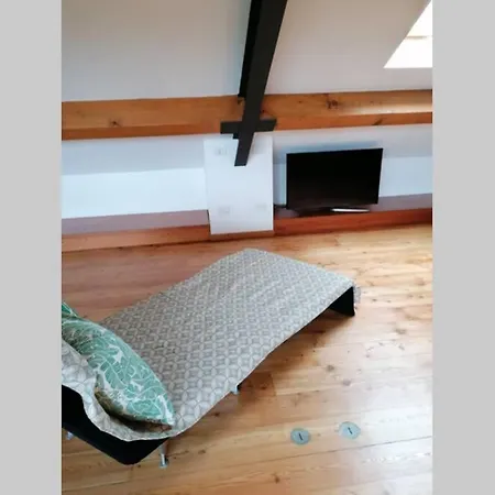 Apartamento 01 Attic Mansarda Secondo Piano No Ascensore No