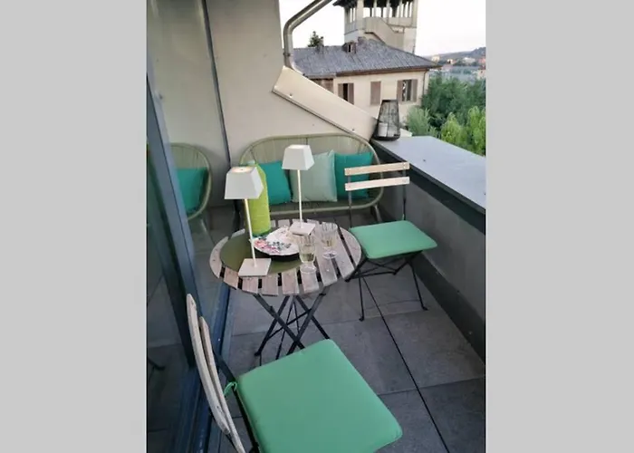 Apartament 01 Attic Mansarda Secondo Piano No Ascensore No