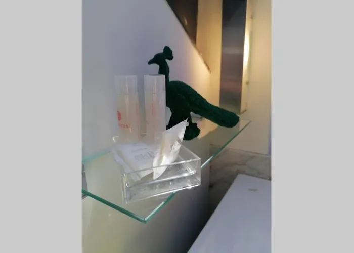 아파트 01 Attic Mansarda Secondo Piano No Ascensore No 아로나